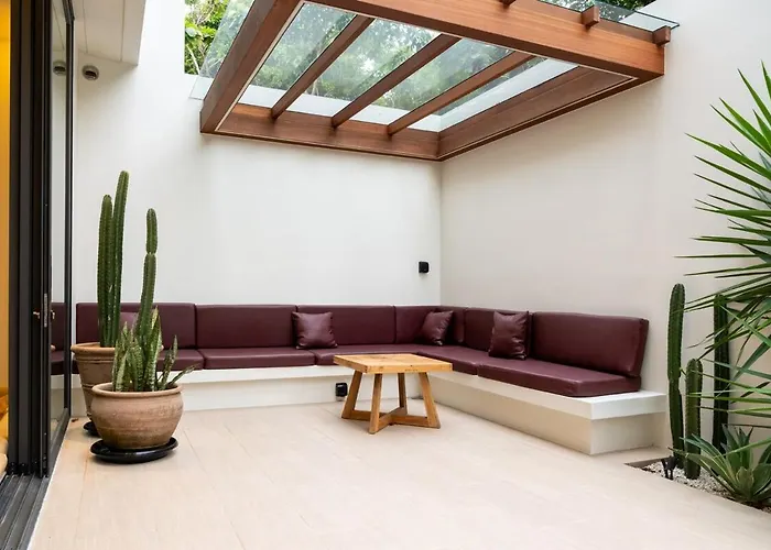 Villa Kairos 2br W Pool & Rooftop, Min From Waves Uluwatu (Bali)