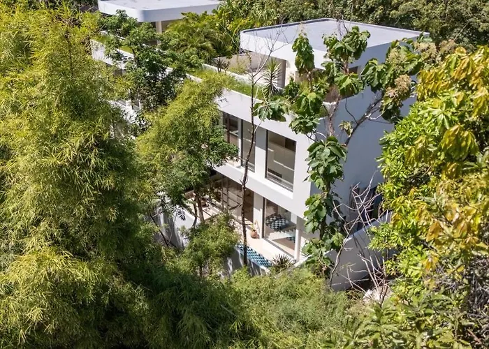 Kairos 2br W Pool & Rooftop, Min From Waves Villa