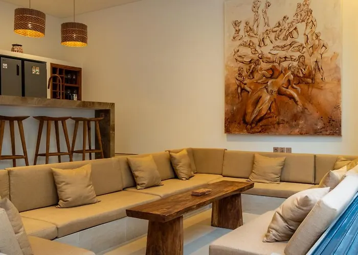 Kairos 2br W Pool & Rooftop, Min From Waves * Uluwatu (Bali)